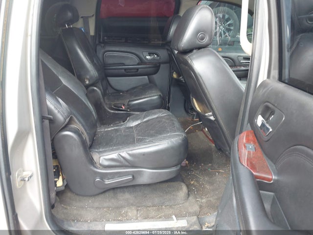 2007 CADILLAC ESCALADE ESV 1GYFK66867R422732 Photo 7
