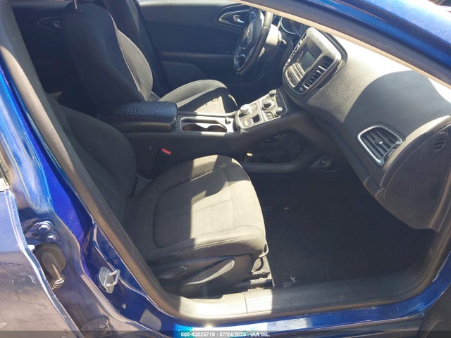 1C3CCCAB0FN594689 Chrysler 200