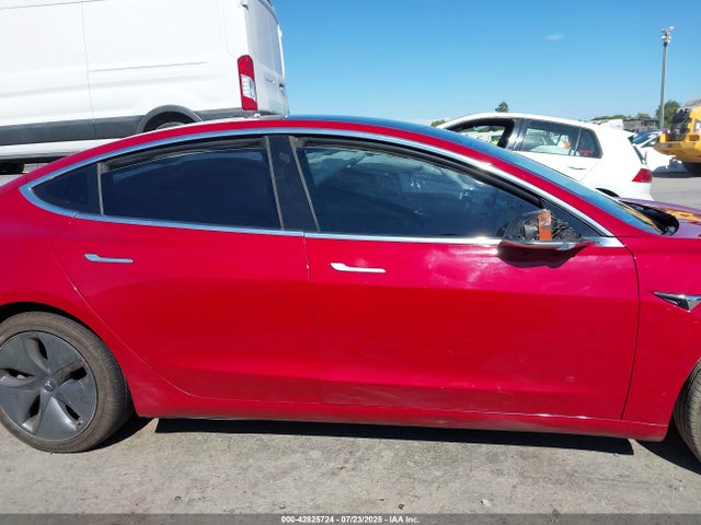 5YJ3E1EA7KF428139 Tesla MODEL 3