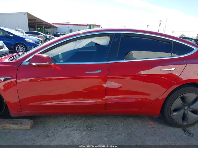 5YJ3E1EA7KF428139 Tesla MODEL 3