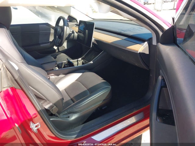 5YJ3E1EA7KF428139 Tesla MODEL 3