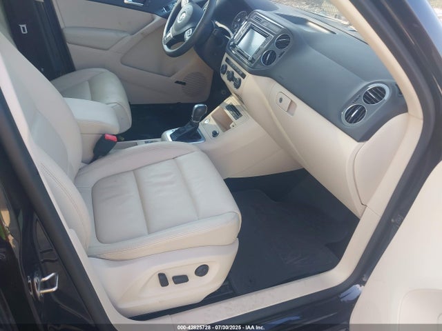 WVGWV7AX8HW501853 Volkswagen 2.0 tsi