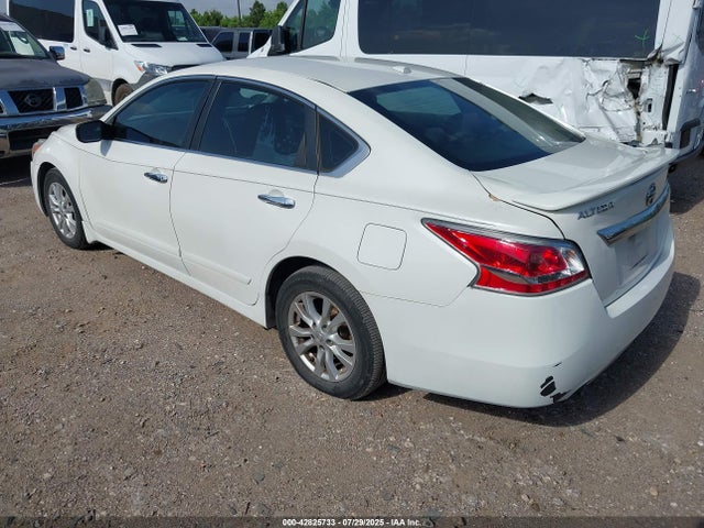 Nissan 2015 2015 1N4AL3AP6FC128474 Image 3