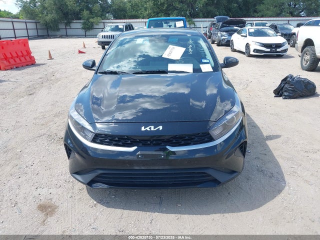 3KPF24AD1RE741372 KIA mpi nu
