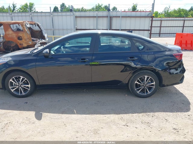 3KPF24AD1RE741372 KIA mpi nu