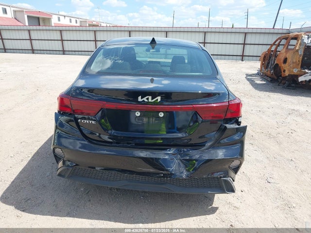 3KPF24AD1RE741372 KIA mpi nu