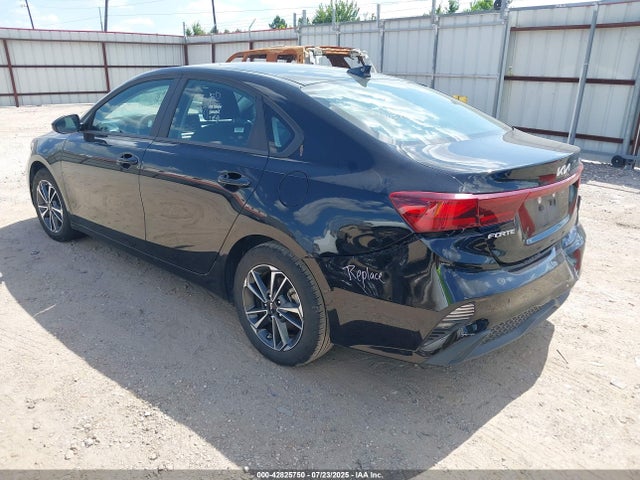 3KPF24AD1RE741372 KIA mpi nu