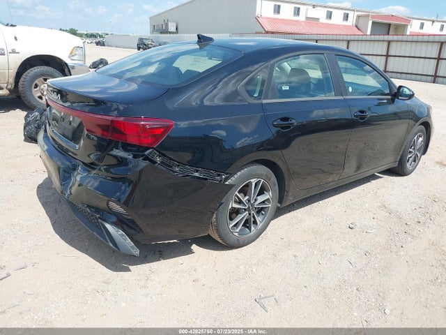 3KPF24AD1RE741372 KIA mpi nu
