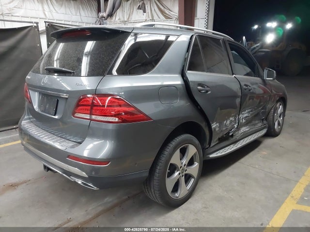 4JGDA5HB8HA990060 Mercedes-Benz m276