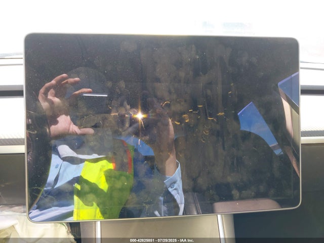 2018 TESLA MODEL 3 5YJ3E1EA1JF013882 Photo 6