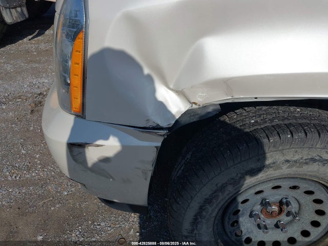 2010 CADILLAC ESCALADE EXT 3GYVKLEF8AG285021 Photo 5