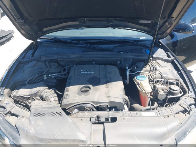 2010 AUDI A5 WAUCFAFR9AA029934 Photo 9