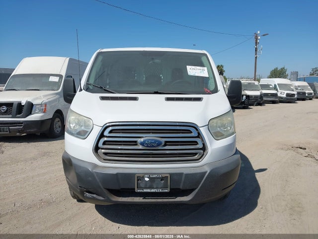 1FTNR1ZMXFKA55818 Ford Transit