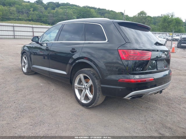 2019 AUDI Q7 WA1VAAF72KD020818 Photo 2