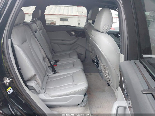 2019 AUDI Q7 WA1VAAF72KD020818 Photo 7