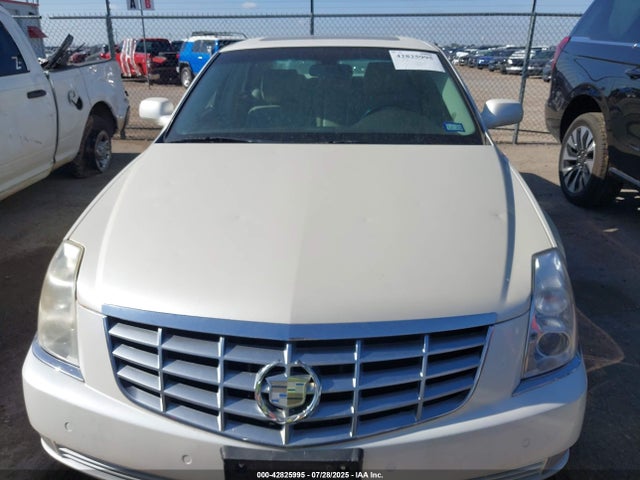 2011 CADILLAC DTS 1G6KD5E63BU120915 Photo 5