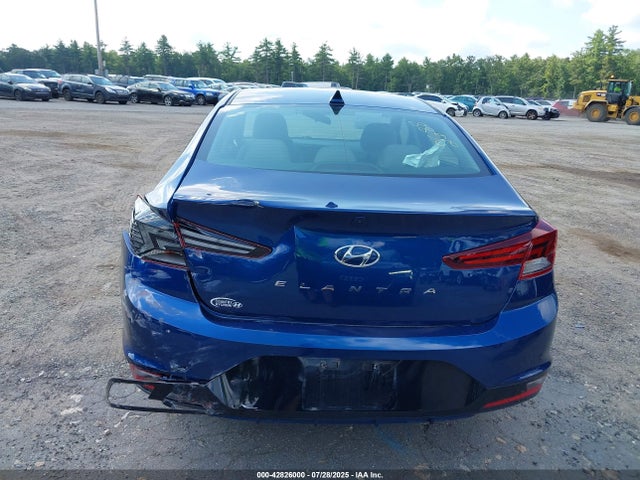 Hyundai mpi nu 2019 5NPD84LF6KH438612 Image 16