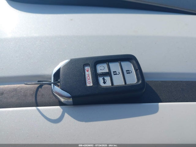 Honda l15b7 2017 19XFC1F37HE204161 Image 11