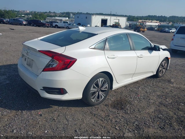 Honda l15b7 2017 19XFC1F37HE204161 Image 4