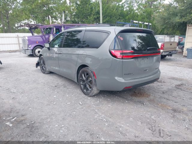 2025 CHRYSLER PACIFICA 2C4RC1GG2SR524606 Photo 2