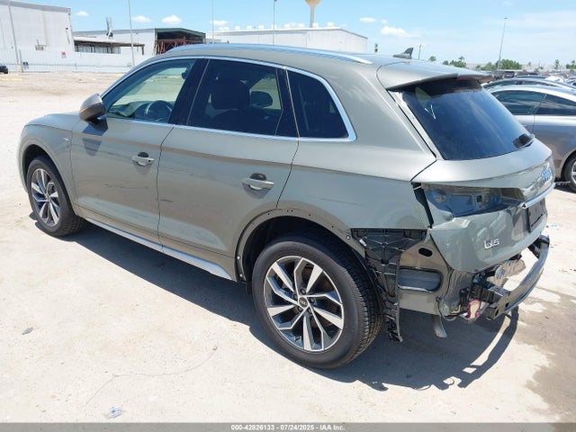 2023 AUDI Q5 WA1EAAFY1P2017601 Photo 2