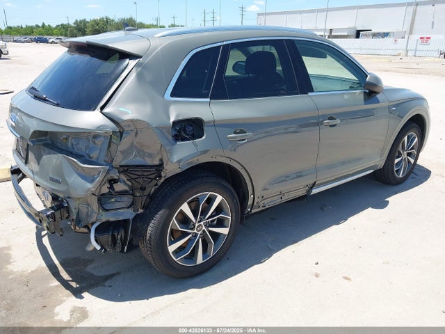 2023 AUDI Q5 WA1EAAFY1P2017601 Photo 3