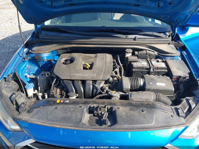 Hyundai Elantra 2017 KMHD74LF1HU097083 Image 10