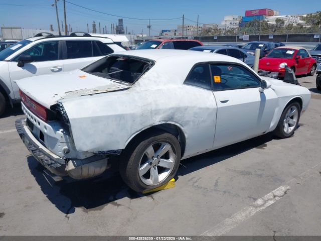 2013 DODGE CHALLENGER 2C3CDYAG8DH524109 Photo 3