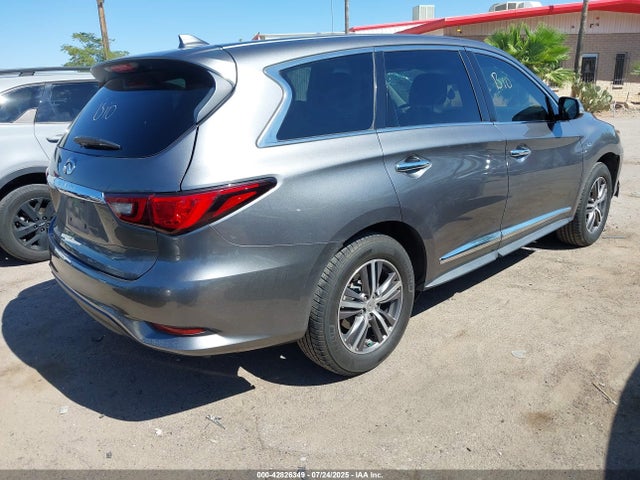 Infiniti 2018 2018 5N1DL0MM2JC523344 Image 4