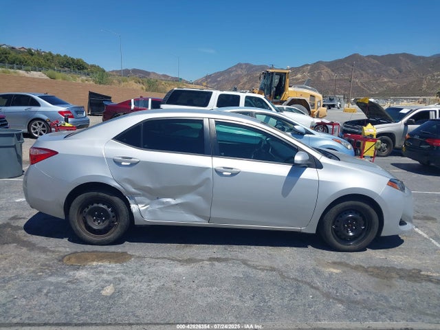 Toyota 2zr-fe 2017 5YFBURHE1HP626417 Image 13