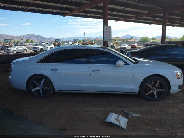 Audi A8 2014 WAUR2AFD2EN009128 Image 13