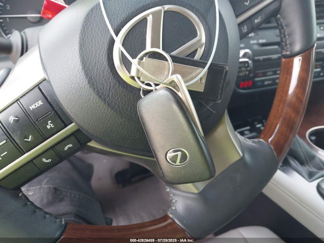 Lexus 2017 2017 2T2ZZMCAXHC080350 Image 11