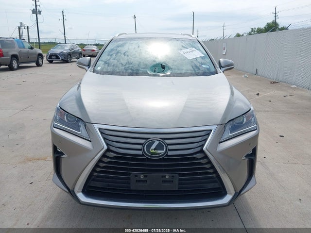 Lexus 2017 2017 2T2ZZMCAXHC080350 Image 12