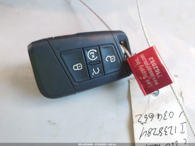 3VWGX7BU5SM039652 Volkswagen tsi