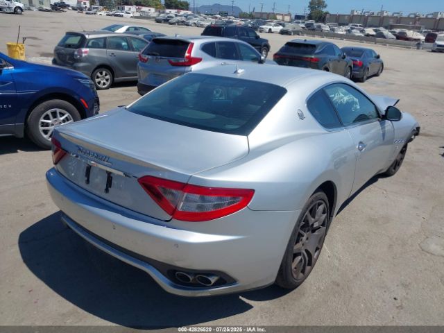 2011 MASERATI GRANTURISMO ZAM45GLA2B0056990 Photo 3
