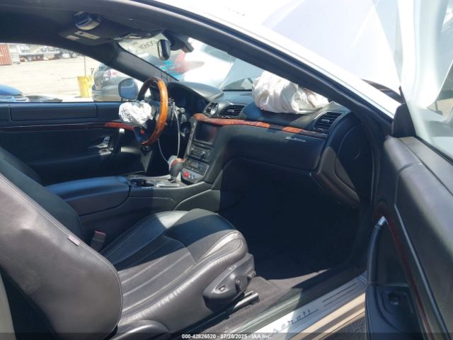 2011 MASERATI GRANTURISMO ZAM45GLA2B0056990 Photo 4