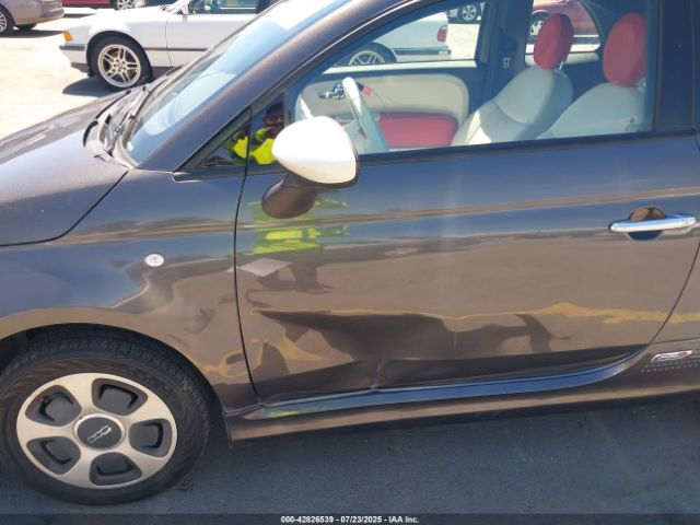 2015 FIAT 500E 3C3CFFGE0FT527231 Photo 5