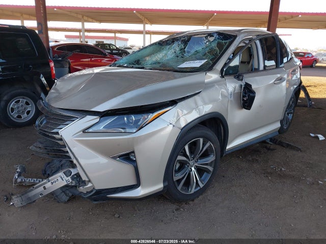 Lexus 2017 2017 2T2ZZMCA1HC087784 Image 2