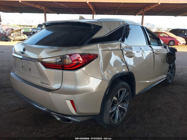 Lexus 2017 2017 2T2ZZMCA1HC087784 Image 4