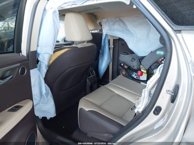 Lexus 2017 2017 2T2ZZMCA1HC087784 Image 8