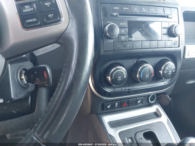 Jeep 2016 2016 1C4NJDEB5GD723690 Image 11