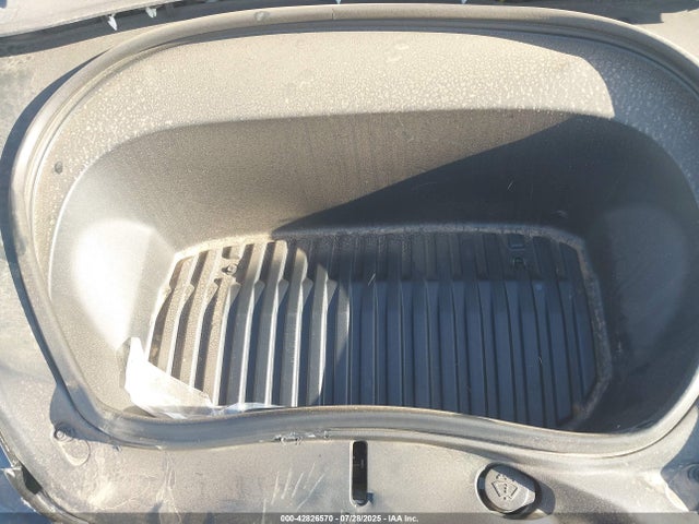 Tesla MODEL 3 2025 5YJ3E1EA5SF982988 Image 10