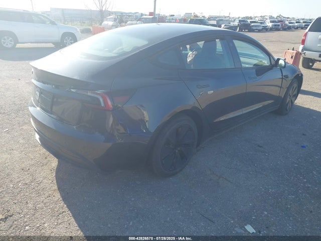 Tesla MODEL 3 2025 5YJ3E1EA5SF982988 Image 4