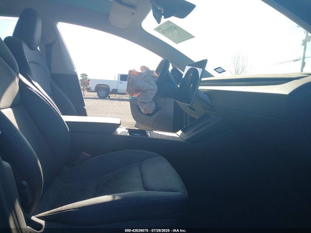 Tesla MODEL 3 2025 5YJ3E1EA5SF982988 Image 5