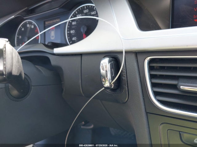 2011 AUDI A4 WAUEFAFLXBN050161 Photo 10