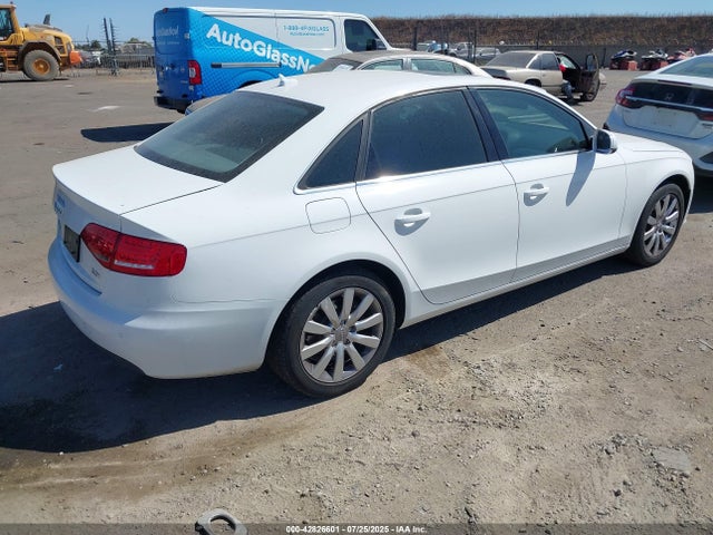 2011 AUDI A4 WAUEFAFLXBN050161 Photo 3