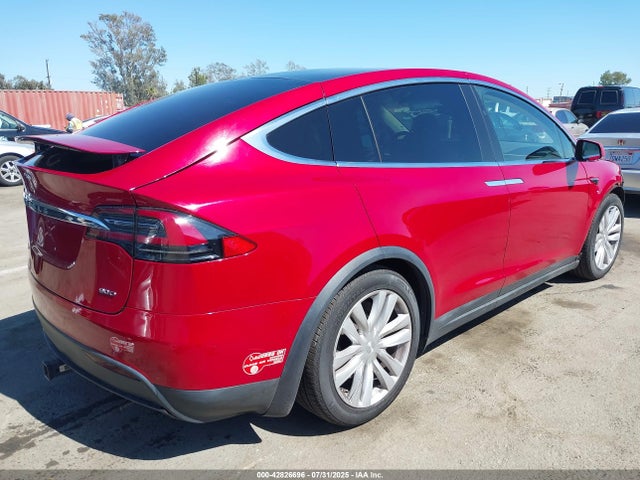 2017 TESLA MODEL X 5YJXCBE2XHF040417 Photo 3