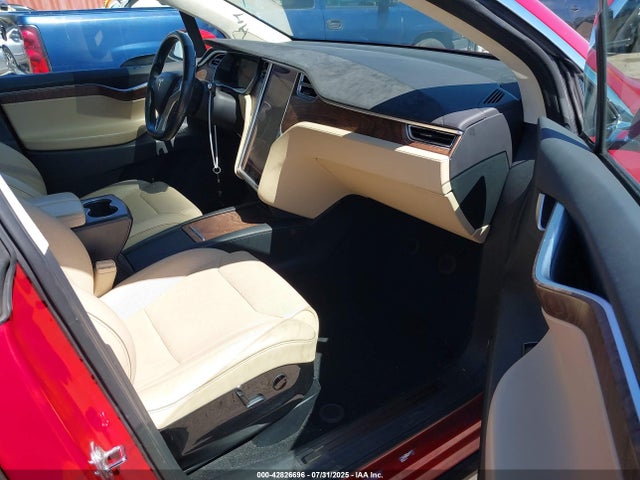 2017 TESLA MODEL X 5YJXCBE2XHF040417 Photo 4