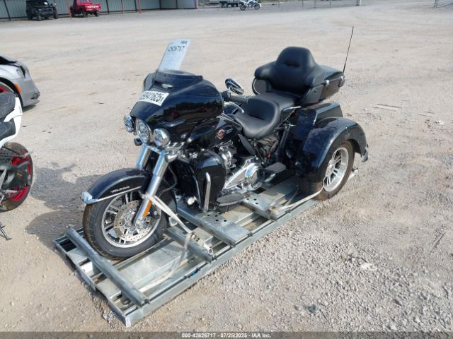 2022 HARLEY-DAVIDSON FLHTCUTG 1HD1MAF14NB855342 Photo 1