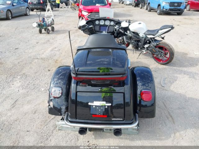 2022 HARLEY-DAVIDSON FLHTCUTG 1HD1MAF14NB855342 Photo 5